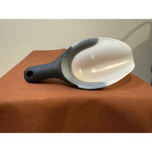 White OXO Good Grips Flexible Scoop